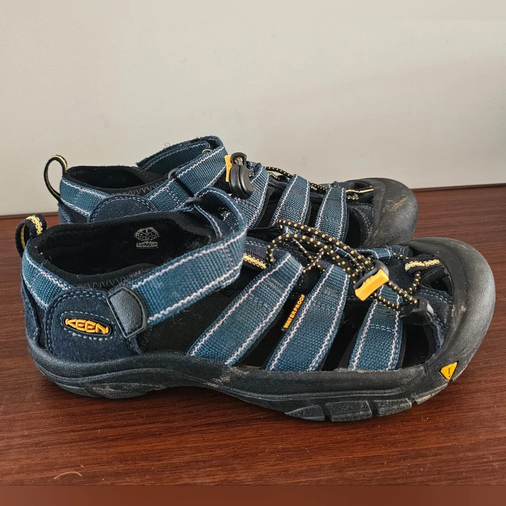 KEEN Newport H2 Kids Bluish Green Waterproof Sandals, Shoes
